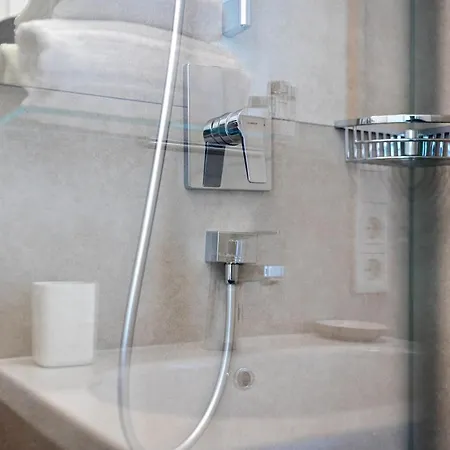 Huber Living Basic 104 Lägenhet Germering